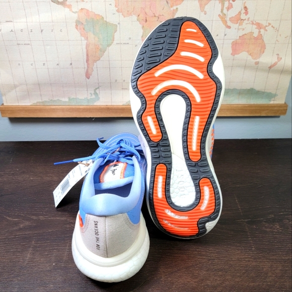 BRAND NEW Adidas Supernova 2 x Parley Running Sneaker Women's Size 7.0 - Picture 6 of 6